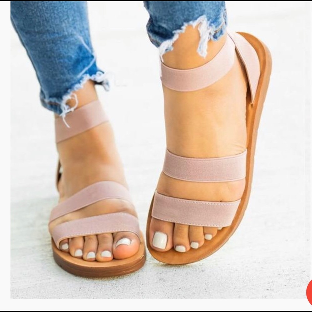 Cute pink Sandals